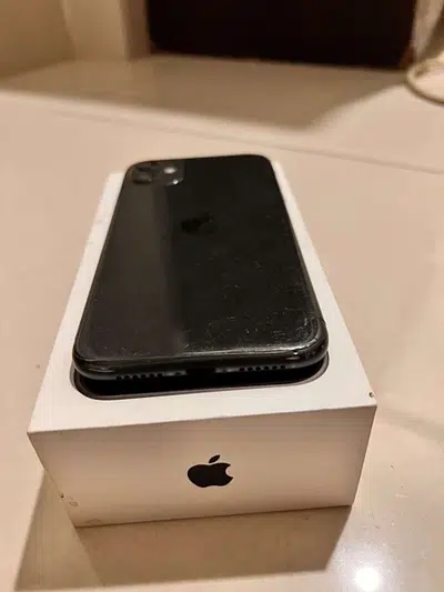 Iphone 11 (128 gb)