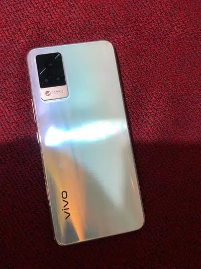 vivo v21