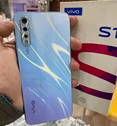 vivo s1