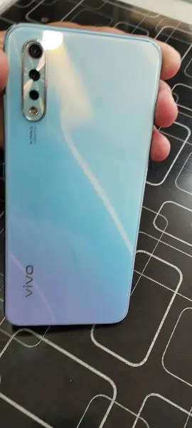 vivo s1