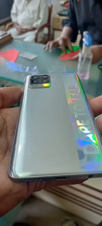 realme 8