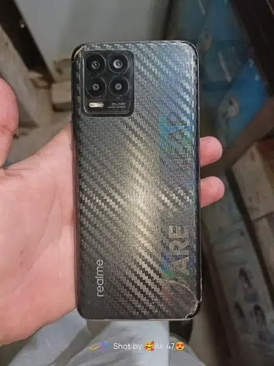 realme 8