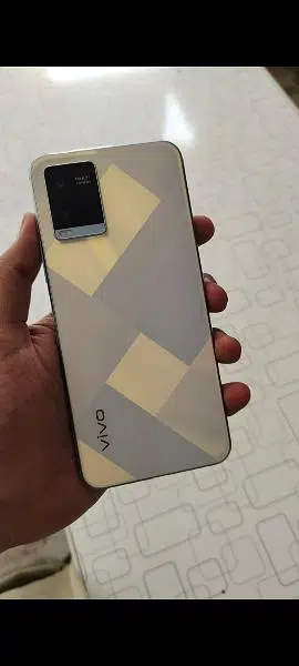 vivo y21