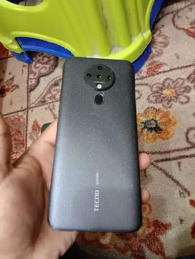 Tecno spark 6