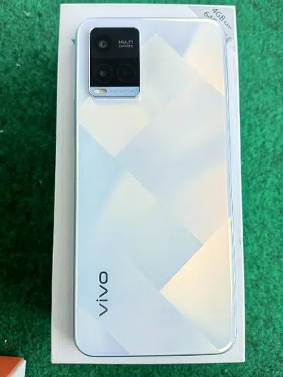 vivo y21 Ram 4+1 Rom 64 Gb