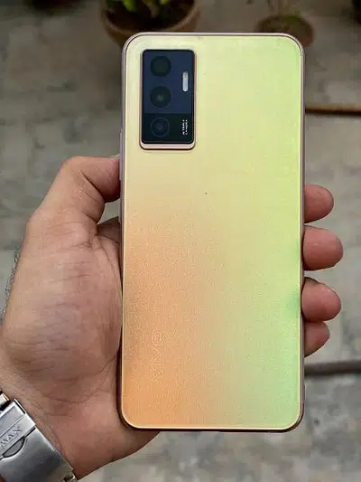 vivo v23e sunshine Gold 256gb