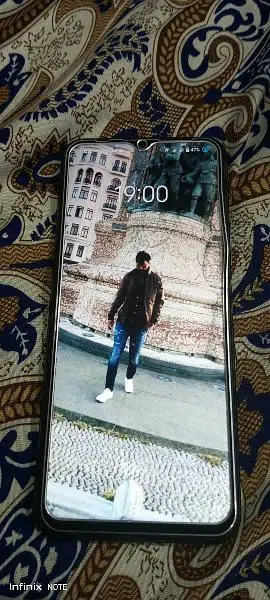 selling my Vivo Y33s