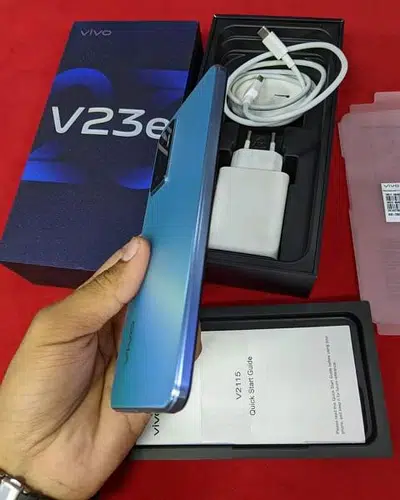 VIVO V 23 E 8/128GB For sale My WhatsApp number 0326/7723/466