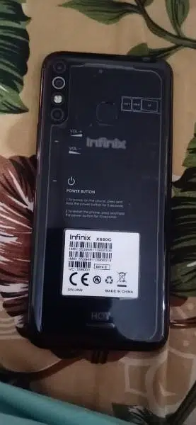 Infinix Hot 8