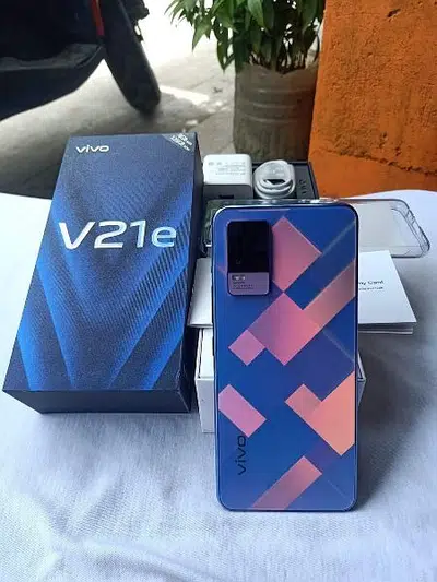 vivo v21 e for sale complete box WhatsApp03257045896