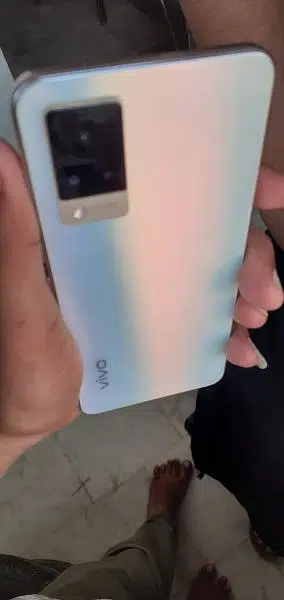 vivo v21