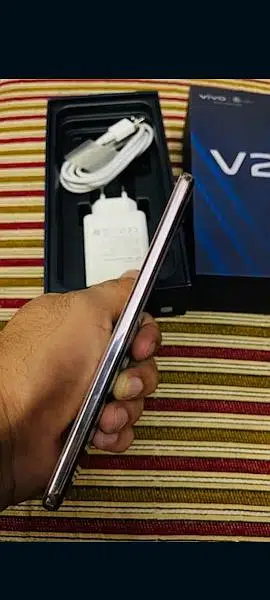 vivo v21