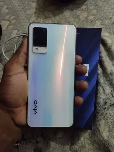 vivo v21 8+4Ram 128Rom a