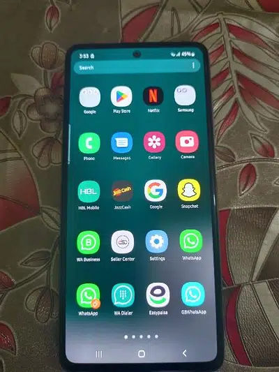 Samsung Galaxy A52 in 10/10 condition