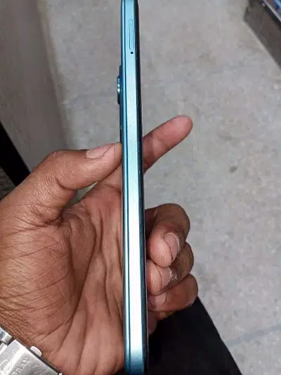 Infinix note 11 - 3 mah ki warranty hai condition 10-10 <03014145059