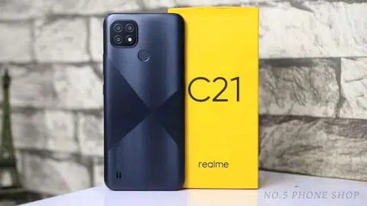 Realme C21