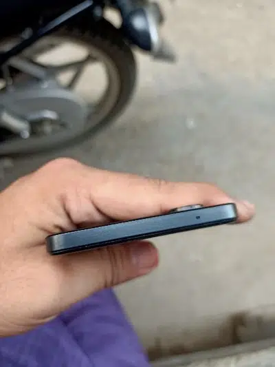 Oppo F21 pro 5g 8gb ram 128 gb storage