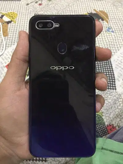 Oppo F9