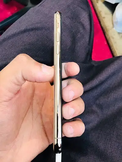 iPhone XS