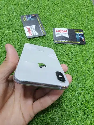 IPHON XS 64GB NON PTA SIM WORKING